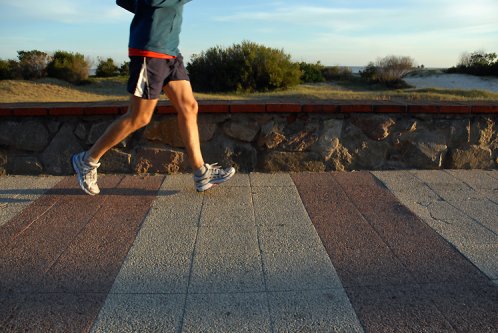 CUIDADOS AO FAZER EXERCCIO EM DIAS QUENTES AO AR LIVRE